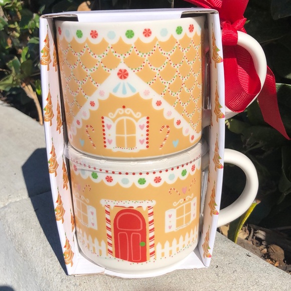 2 Piece GINGERBREAD HOUSE Mug Set - Picture 1 of 6